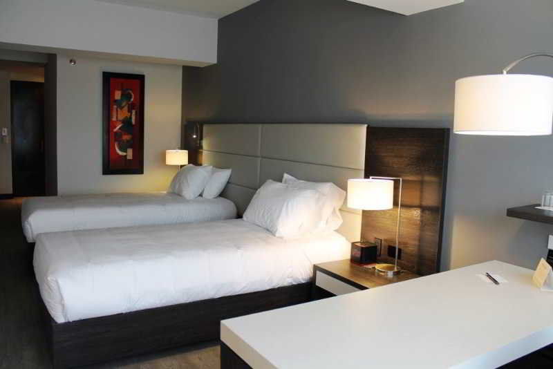Nh Bogota Urban 26 Royal Hotel Exterior foto