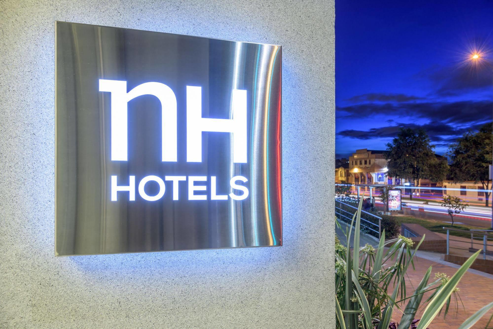 Nh Bogota Urban 26 Royal Hotel Exterior foto