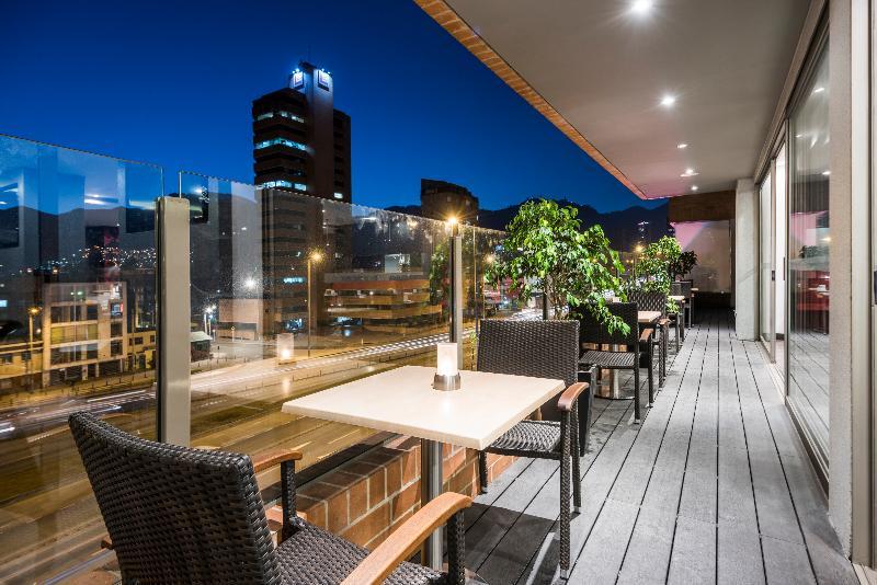 Nh Bogota Urban 26 Royal Hotel Exterior foto